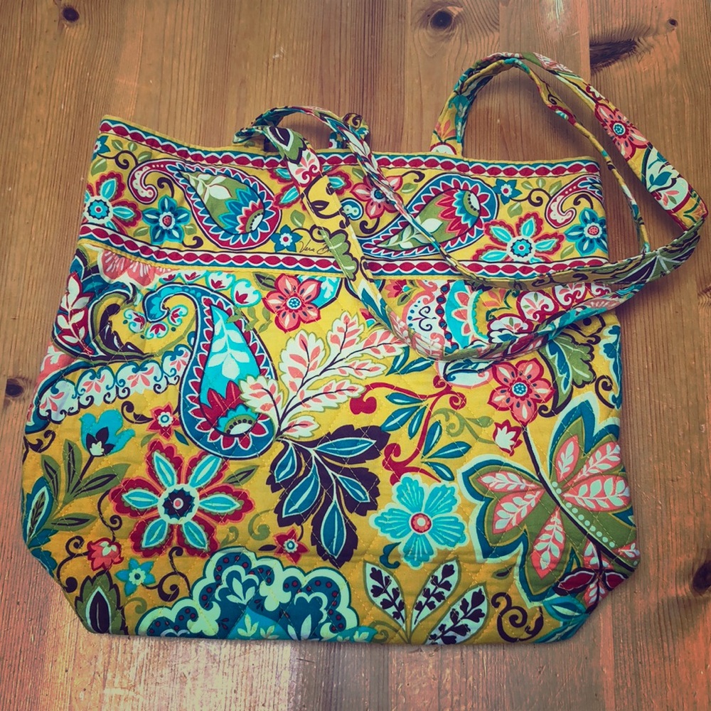 Vera Bradley iconic tote bag